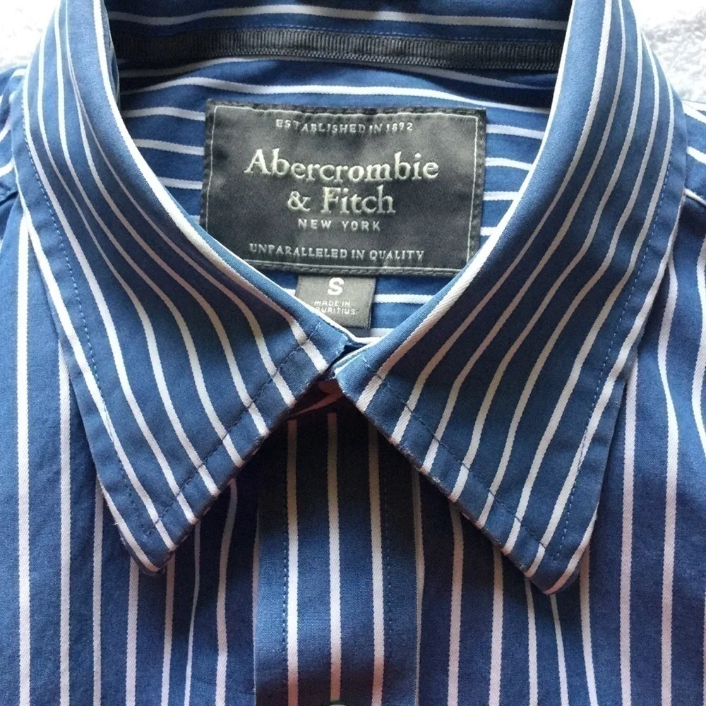 AMBERCROMBIE & Fitch Muscle